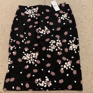 NWT Loft Outlet Skirt - 00P